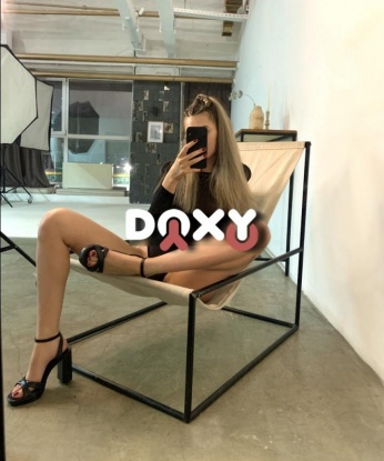 У меня много опыта и я готова показать тебе все, что умею. Живу в Москве и знаю этот город, как никто другой. Мои услуги включают классический секс, оральный секс, анальный секс, ролевые игры и многое другое. На моих фото ты можешь увидеть мои привлекательные формы и нежную кожу. Мои клиенты очень довольны моими услугами, и я готова сделать все возможное, чтобы удовлетворить тебя. ️🔥💦 Жду, чтобы забрести в мои объятья и погрузиться в мир наслаждения с тобой. 11688, 25 лет